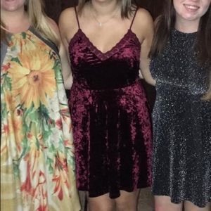 Red velvet dress Forever 21